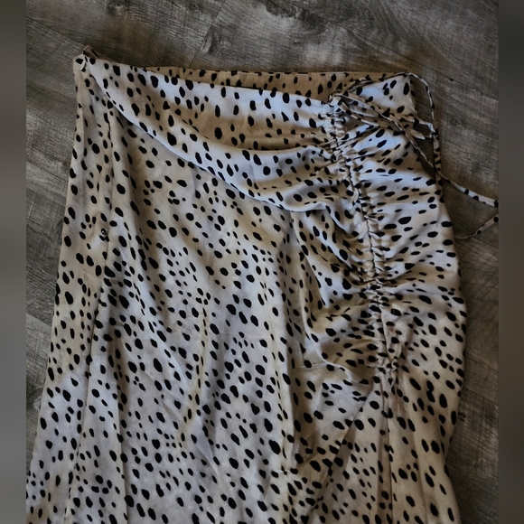 Micas Asymmetrical Leopard Print Skirt - Picture 3 of 6